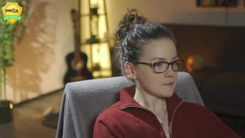 tiffanyriox online show from April 28, 2:27 am