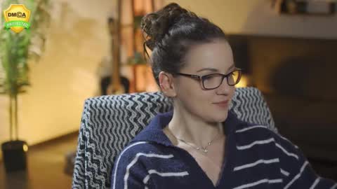 tiffanyriox online show from January 14, 12:59 am