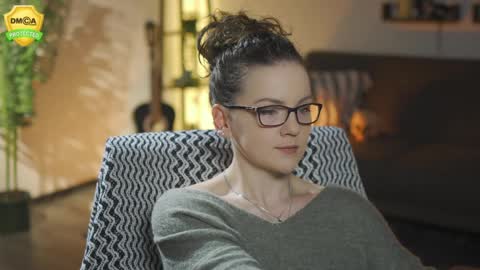 tiffanyriox online show from March 30, 11:48 pm