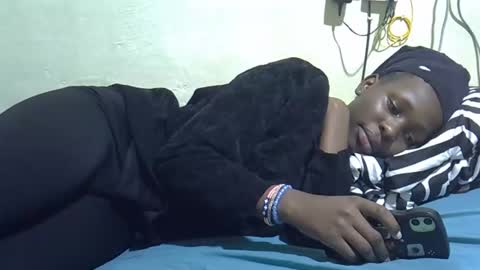 tight_pussie online show from February 22, 5:25 pm