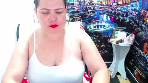 Tila online show from April 21, 1:20 am