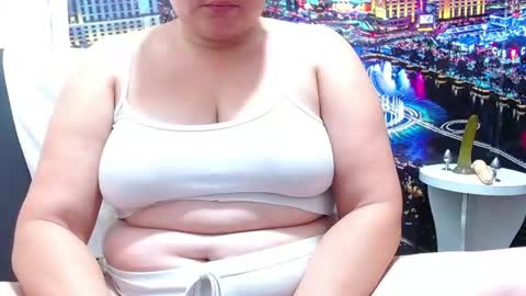 Tila online show from June 11, 2:53 am