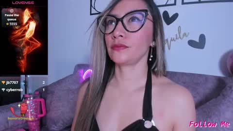 Snapshot of tila_tequila15 chatting on October 14, 1:46 pm TILA TEQUILA online show from October 14, 1:46 pm