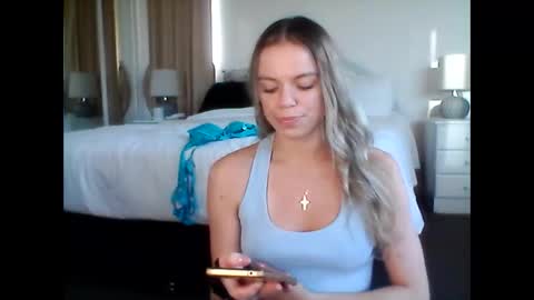 Tily Love online show from April 30, 6:29 am