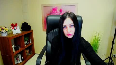 Snapshot of timeparadice chatting on December 3, 10:59 am Luisa online show from December 3, 10:59 am