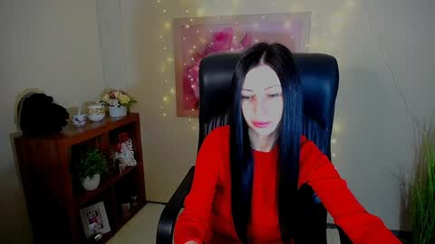 Snapshot of timeparadice chatting on December 30, 9:16 am Luisa online show from December 30, 9:16 am