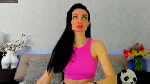 Tina online show from April 15, 10:27 am