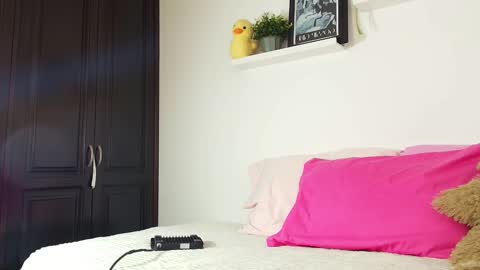 Tina Wild online show from November 18, 3:24 pm