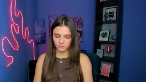 Tina online show from May 26, 11:42 am