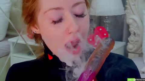 Tina online show from December 4, 3:53 am