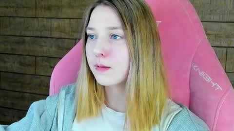 TinaBurton online show from March 15, 4:31 pm