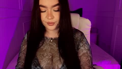 hi im curvy babyface girlie Tina online show from March 27, 8:26 am