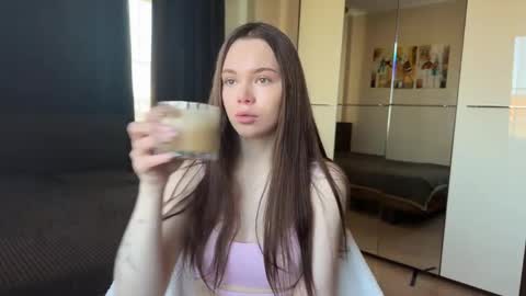 Tina online show from April 27, 8:11 am