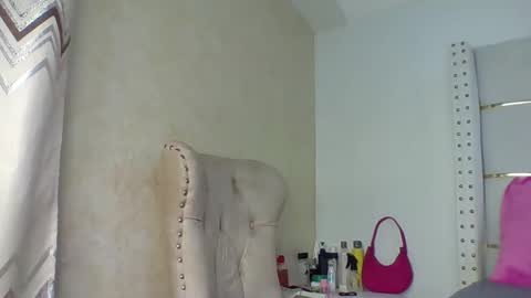 tinashe online show from January 9, 7:29 pm