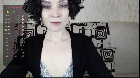 Snapshot of tinawincee chatting on February 5, 5:41 am Tina online show from February 5, 5:41 am