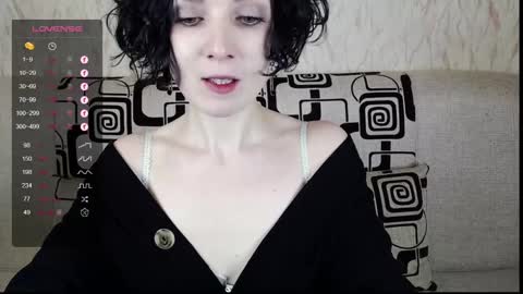 Snapshot of tinawincee chatting on February 2, 5:53 am Tina online show from February 2, 5:53 am