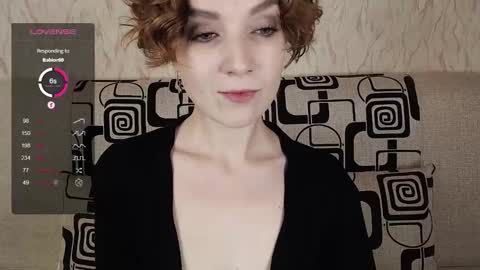 Snapshot of tinawincee chatting on October 19, 6:15 am Tina online show from October 19, 6:15 am