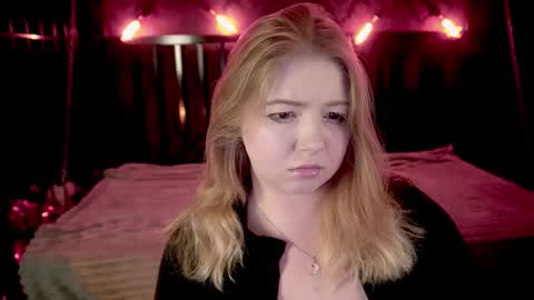 TinkerrBelll online show from March 23, 8:37 pm