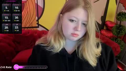 TinkerrBelll online show from April 25, 7:44 pm