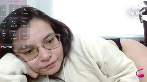 Tiny Caroline online show from April 1, 12:00 am