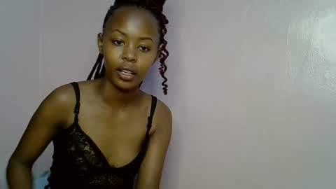 Snapshot of tinybarbie_ chatting on September 18, 7:34 pm Barbie online show from September 18, 7:34 pm