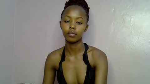 Snapshot of tinybarbie_ chatting on September 27, 9:44 pm Barbie online show from September 27, 9:44 pm