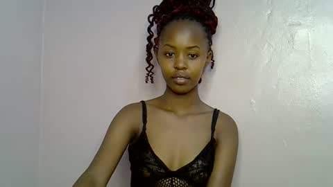Snapshot of tinybarbie_ chatting on September 23, 8:51 pm Barbie online show from September 23, 8:51 pm