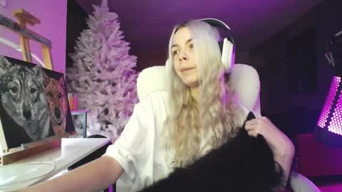 stage Kylie Sinner  brand CLITBAIT online show from November 21, 10:56 pm