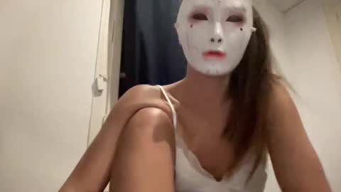 Snapshot of tipsytinkerbell chatting on October 17, 10:13 pm Tinks online show from October 17, 10:13 pm