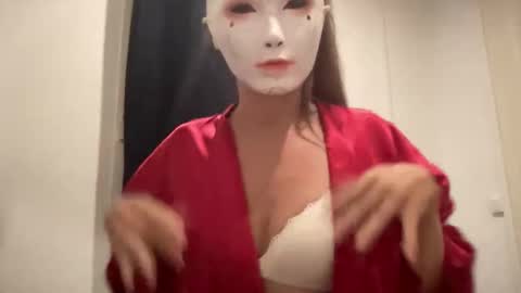 Snapshot of tipsytinkerbell chatting on October 2, 6:46 pm Tinks online show from October 2, 6:46 pm