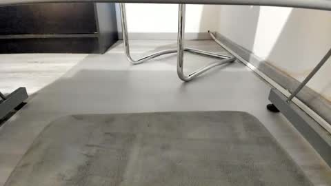 Snapshot of tired33 chatting on January 5, 4:47 am Anna online show from January 5, 4:47 am