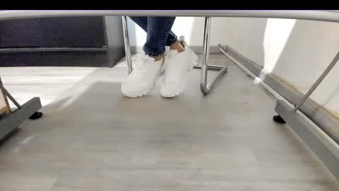 Snapshot of tired33 chatting on September 14, 4:38 pm Anna online show from September 14, 4:38 pm