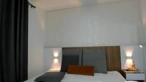 Snapshot of tisha_cole chatting on January 4, 12:05 am Tisha online show from January 4, 12:05 am