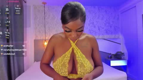 Snapshot of tisha_cole chatting on October 12, 2:14 am Tisha online show from October 12, 2:14 am