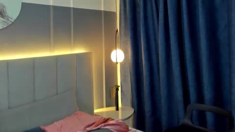 Snapshot of tisha_cole chatting on September 20, 1:49 am Tisha online show from September 20, 1:49 am