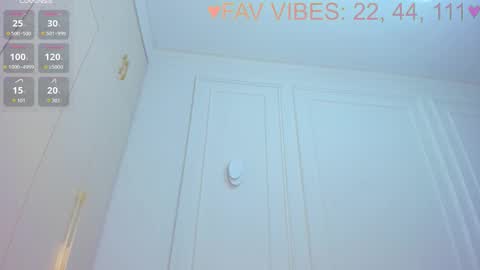 Lia online show from November 29, 4:27 am