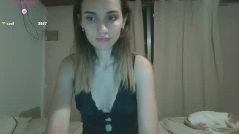 Flor online show from March 7, 3:57 am