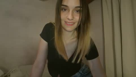 Flor online show from October 14, 10:12 pm