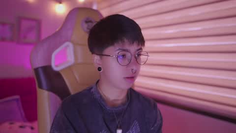 Blue  online show from April 24, 1:03 pm