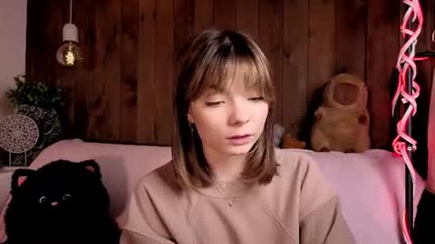 Melissa online show from July 14, 7:18 pm