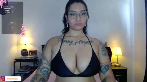 toothyy online show from November 1, 4:44 pm