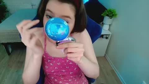 topcranberry online show from September 12, 1:17 am