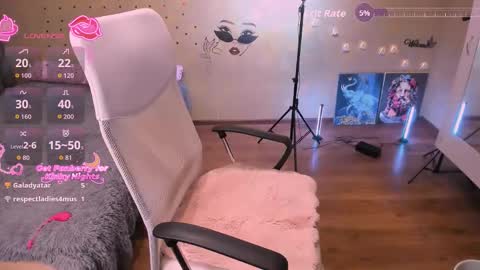 tori93_ online show from January 31, 7:11 pm