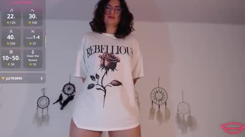 tori_just online show from October 23, 6:03 pm