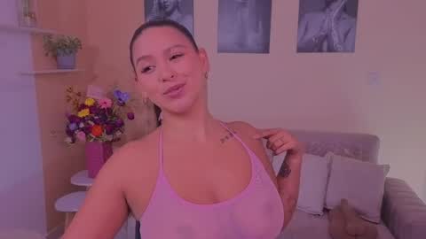 Tori Cross online show from May 5, 7:22 am