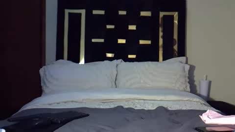 Flavia online show from November 10, 8:20 am