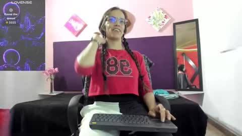 Treisy online show from February 10, 12:30 pm