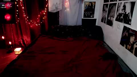 Snapshot of tricky_vicky666 chatting on October 23, 2:06 am Vicky online show from October 23, 2:06 am