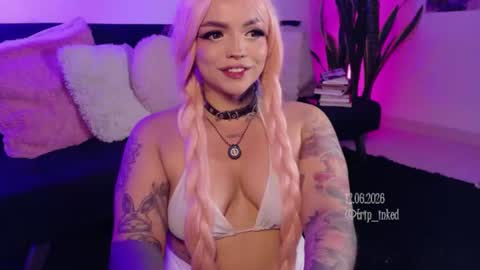 Val martinez  online show from June 13, 1:47 am