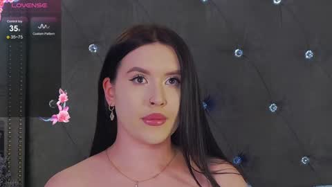 trisha_winslet online show from January 9, 5:43 pm